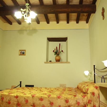 Agriturismo Il Girasole Montefalco Exterior photo